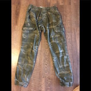 Abercrombie cargo joggers
